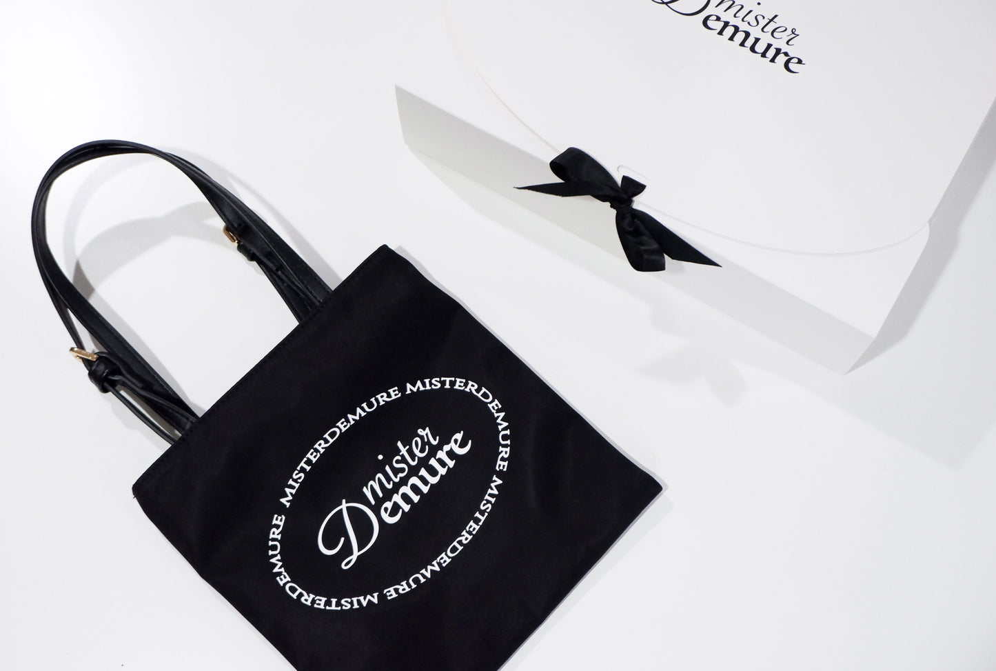 Mister Wristlet Bag | Winter Collection